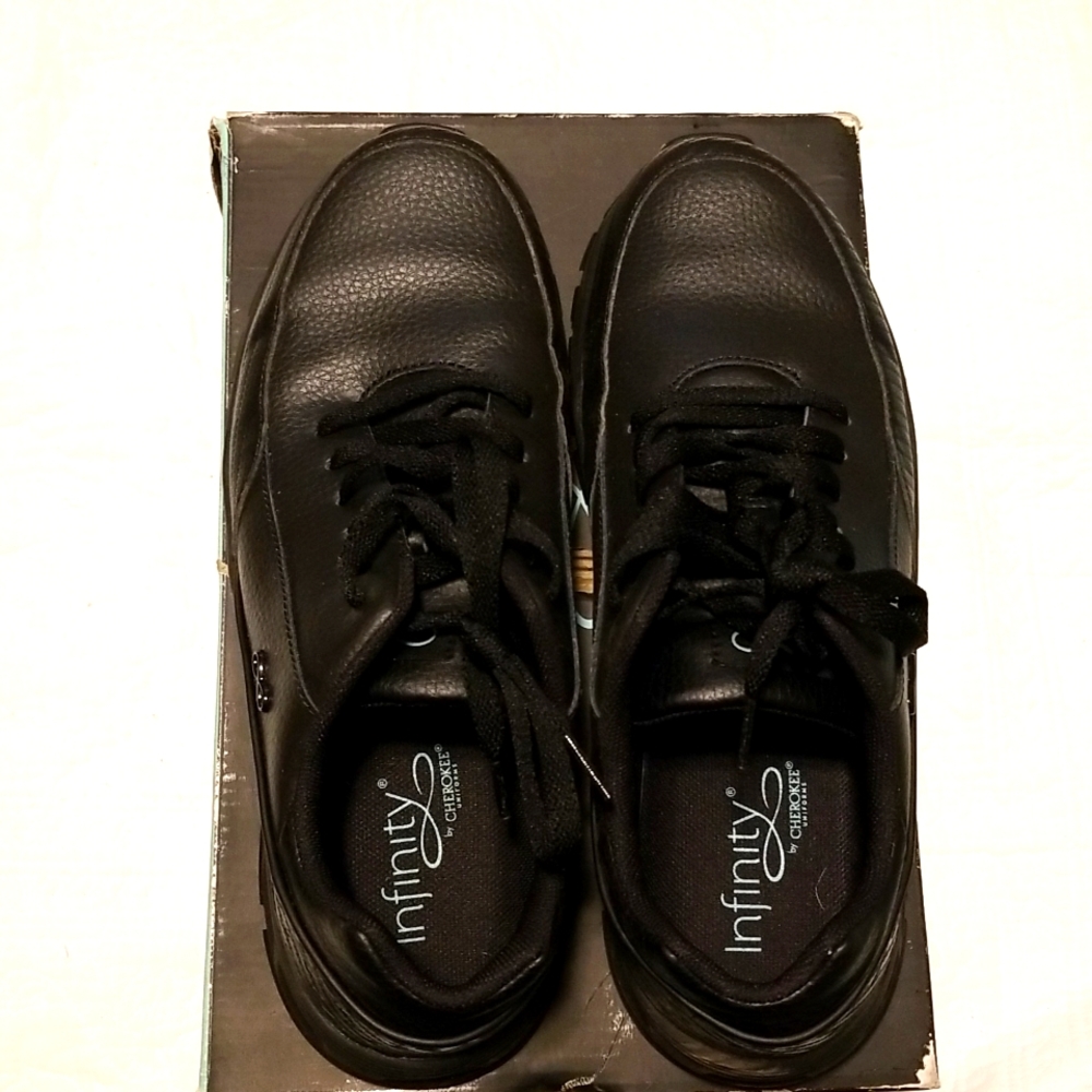 Infinity by Cherokee Uniforms Black Shoes Size 9.5
